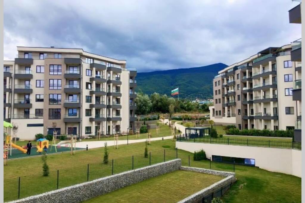 Yellow Apart @ Vitosha, Sofia Διαμέρισμα Εξωτερικό φωτογραφία