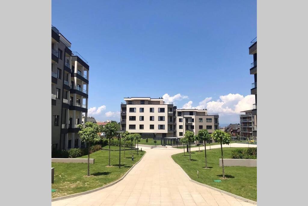 Yellow Apart @ Vitosha, Sofia Διαμέρισμα Εξωτερικό φωτογραφία